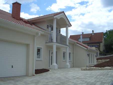 Villa Front